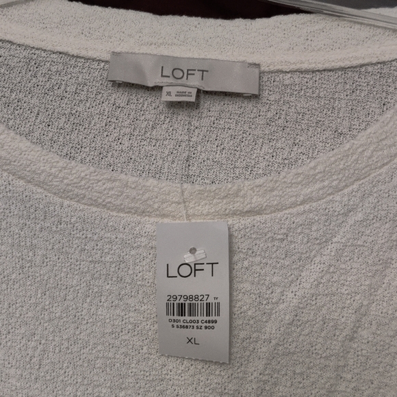 🤩BOGOFREE🤩 LOFT Textured Dolman Cropped Tee - Picture 4 of 7